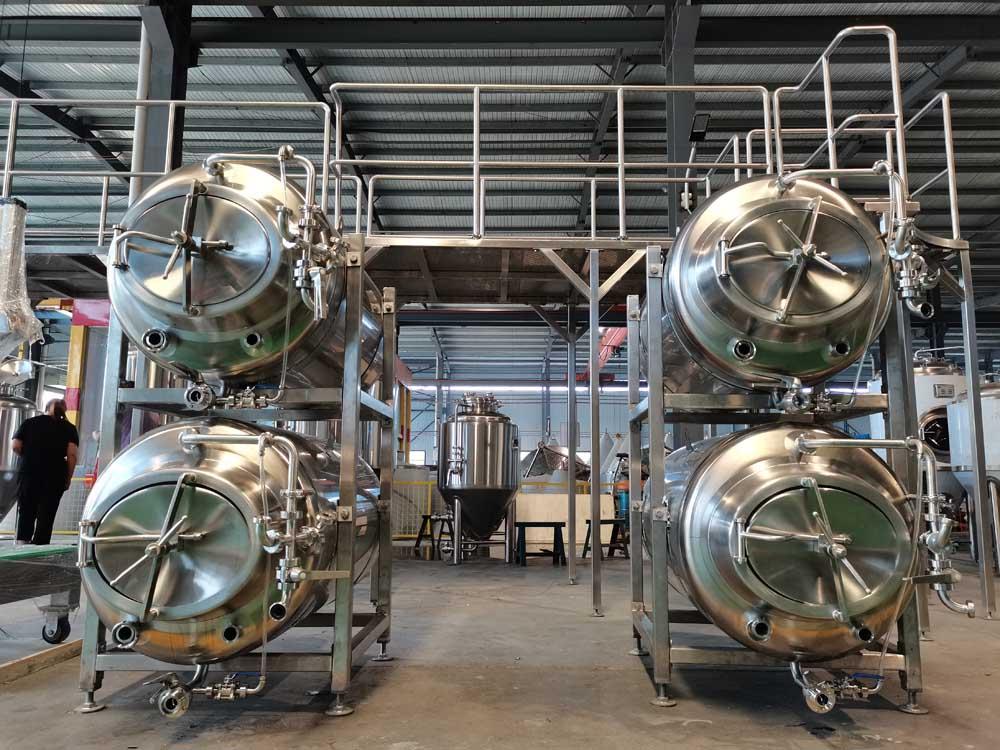 300L Brewery Craft Beer Horizontal Brite Tank/Lagering Tank/Serving Tank